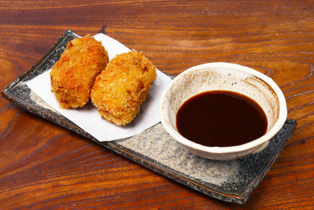 肉汁溢れる鴨メンチカツ｜都内和食バルの逸品メニュー