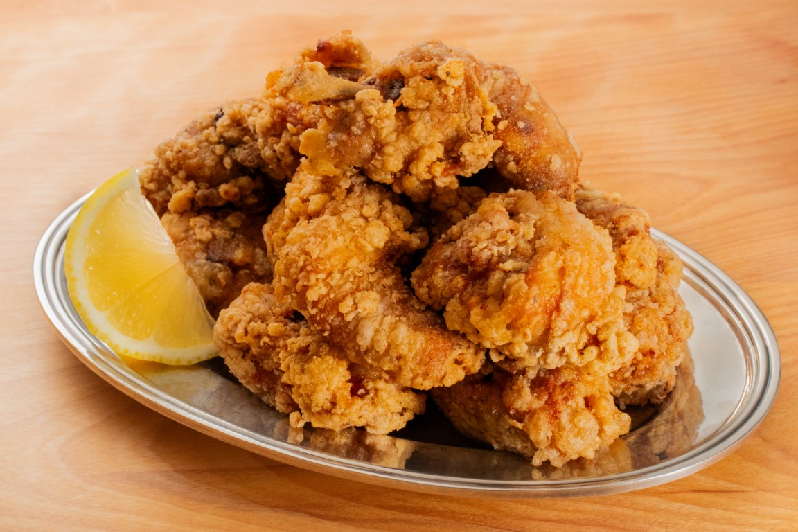 骨付きモモのニンニク醤油唐揚げ（漬込み）｜がっつりニンニクでお酒が進む一品